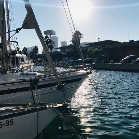 Sleep & Boats Barcelona City 산트 아드리아 데 베소스 외부 사진